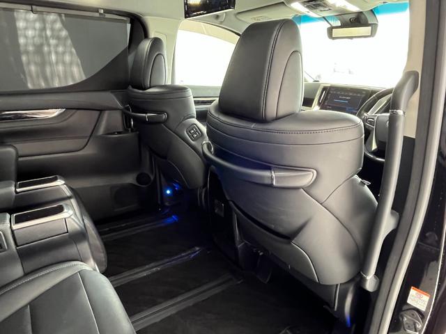 ヴェルファイア ２．５Ｚ　Ｇエディション　モデリスタエアロ　モデリスタ２０インチＡＷ　ＴＲＤ４本出しマフラー　アルパインＢＩＧ－Ｘ　アルパイン１２．８型後席モニター　３眼ＬＥＤヘッドライト　黒革シート　デジタルインナーミラー　レーダークルーズ（44枚目）