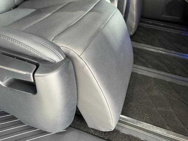 ヴェルファイア ２．５Ｚ　Ｇエディション　モデリスタエアロ　モデリスタ２０インチＡＷ　ＴＲＤ４本出しマフラー　アルパインＢＩＧ－Ｘ　アルパイン１２．８型後席モニター　３眼ＬＥＤヘッドライト　黒革シート　デジタルインナーミラー　レーダークルーズ（45枚目）