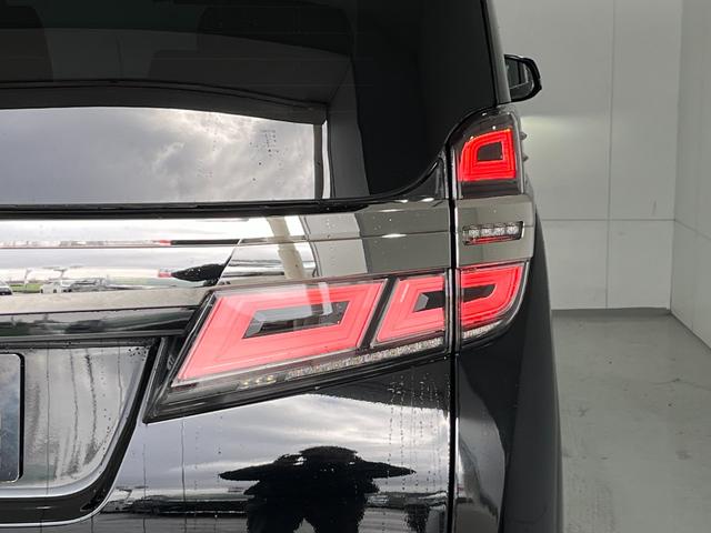 ヴェルファイア ２．５Ｚ　Ｇエディション　モデリスタエアロ　モデリスタ２０インチＡＷ　ＴＲＤ４本出しマフラー　アルパインＢＩＧ－Ｘ　アルパイン１２．８型後席モニター　３眼ＬＥＤヘッドライト　黒革シート　デジタルインナーミラー　レーダークルーズ（69枚目）