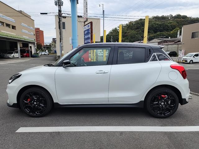 スイフトスポーツ ZC33S ファイナルエディション 6MT 登録済未使用車 8500台限定生産車 オーディオレス アダプティブクルーズコントロール デュアルセンサーブレーキサポート LEDヘッドランプ シートヒーター 専用エクステリア&インテリア(5枚目)
