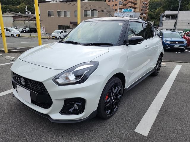 スイフトスポーツ ZC33S ファイナルエディション 6MT 登録済未使用車 8500台限定生産車 オーディオレス アダプティブクルーズコントロール デュアルセンサーブレーキサポート LEDヘッドランプ シートヒーター 専用エクステリア&インテリア(7枚目)