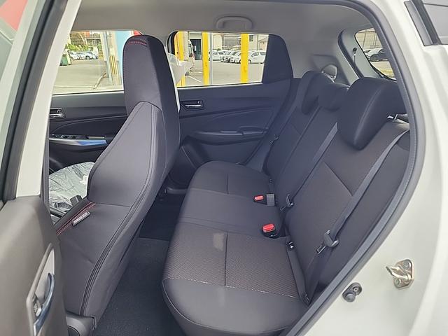 スイフトスポーツ ZC33S ファイナルエディション 6MT 登録済未使用車 8500台限定生産車 オーディオレス アダプティブクルーズコントロール デュアルセンサーブレーキサポート LEDヘッドランプ シートヒーター 専用エクステリア&インテリア(14枚目)