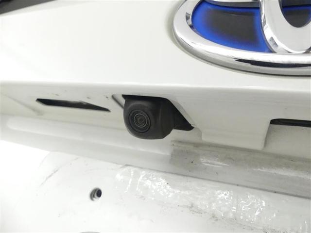 プリウス Ｓセーフティプラス　フルセグ　メモリーナビ　ＤＶＤ再生　バックカメラ　衝突被害軽減システム　ＥＴＣ　ＬＥＤヘッドランプ（8枚目）