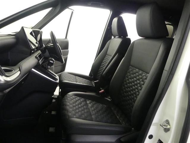 ヴォクシー Ｓ－Ｚ　フルセグ　メモリーナビ　ＤＶＤ再生　バックカメラ　衝突被害軽減システム　ＥＴＣ　両側電動スライド　ＬＥＤヘッドランプ　乗車定員７人　３列シート　ワンオーナー（13枚目）