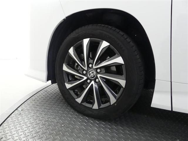 ヴォクシー Ｓ－Ｚ　フルセグ　メモリーナビ　ＤＶＤ再生　バックカメラ　衝突被害軽減システム　ＥＴＣ　両側電動スライド　ＬＥＤヘッドランプ　乗車定員７人　３列シート　ワンオーナー（17枚目）