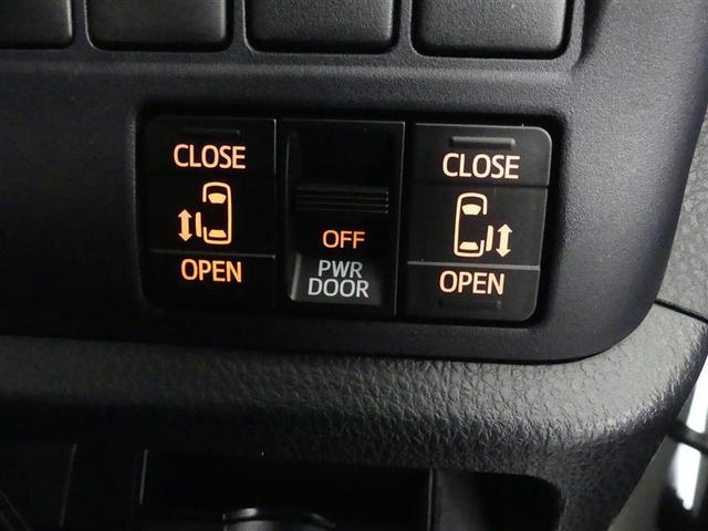 ノア Ｘ　フルセグ　メモリーナビ　ＤＶＤ再生　バックカメラ　両側電動スライド　ＬＥＤヘッドランプ　ウオークスルー　乗車定員７人　３列シート（9枚目）