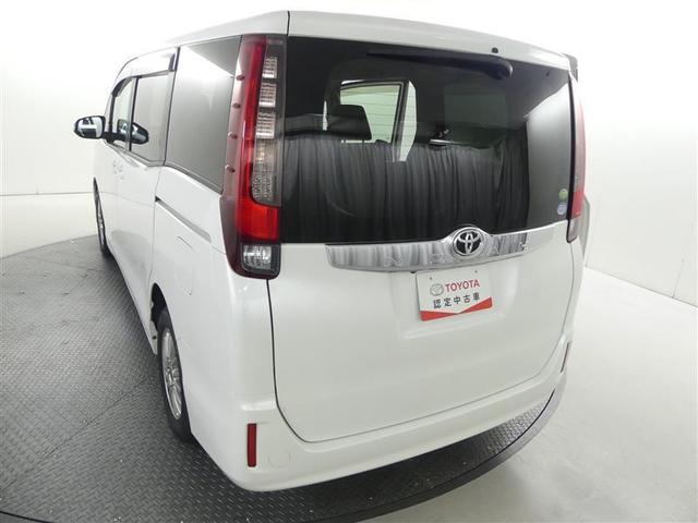 ノア Ｘ　フルセグ　メモリーナビ　ＤＶＤ再生　バックカメラ　両側電動スライド　ＬＥＤヘッドランプ　ウオークスルー　乗車定員７人　３列シート（31枚目）