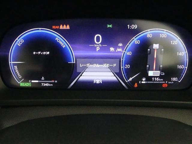 クラウンクロスオーバー Ｇアドバンスド　革シート　４ＷＤ　フルセグ　バックカメラ　衝突被害軽減システム　ＥＴＣ　ドラレコ　ＬＥＤヘッドランプ　ワンオーナー（5枚目）