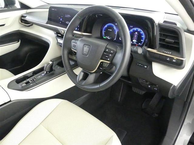 クラウンクロスオーバー Ｇアドバンスド　革シート　４ＷＤ　フルセグ　バックカメラ　衝突被害軽減システム　ＥＴＣ　ドラレコ　ＬＥＤヘッドランプ　ワンオーナー（15枚目）