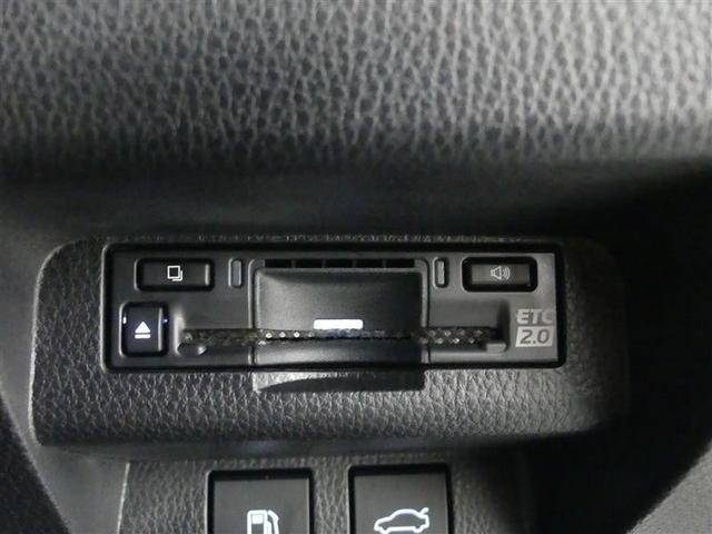 クラウンクロスオーバー Ｇアドバンスド　革シート　４ＷＤ　フルセグ　バックカメラ　衝突被害軽減システム　ＥＴＣ　ドラレコ　ＬＥＤヘッドランプ　ワンオーナー（28枚目）