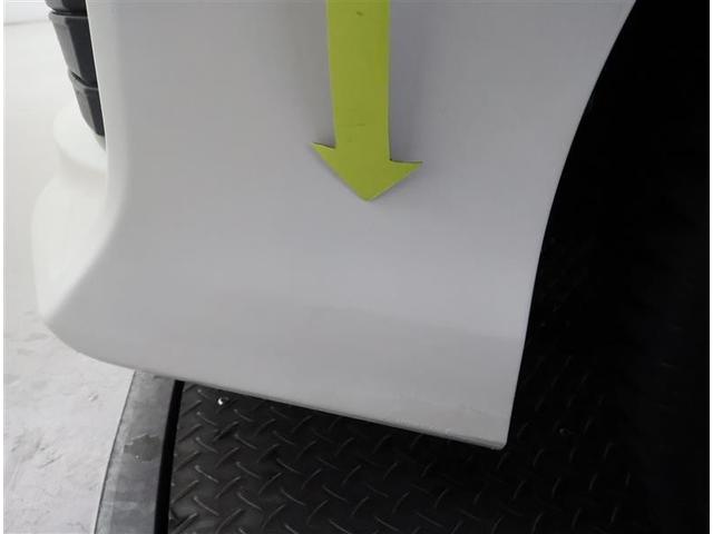 ヴォクシー Ｘ　フルセグ　メモリーナビ　ＤＶＤ再生　バックカメラ　ＥＴＣ　ドラレコ　電動スライドドア　ＬＥＤヘッドランプ　ウオークスルー　乗車定員８人　３列シート　ワンオーナー　アイドリングストップ（18枚目）