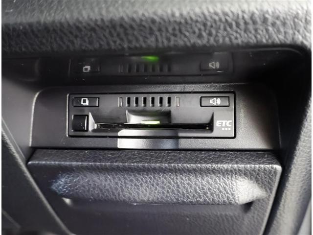 ノア Ｓｉ　ダブルバイビーＩＩ　フルセグ　メモリーナビ　ＤＶＤ再生　後席モニター　バックカメラ　衝突被害軽減システム　ＥＴＣ　ドラレコ　両側電動スライド　ＬＥＤヘッドランプ　ウオークスルー　乗車定員８人　３列シート　ワンオーナー（29枚目）