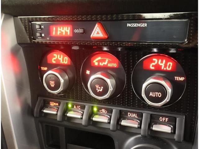 ８６ ＧＴリミテッド　フルセグ　メモリーナビ　ＤＶＤ再生　バックカメラ　ＥＴＣ　ＬＥＤヘッドランプ　ワンオーナー（14枚目）