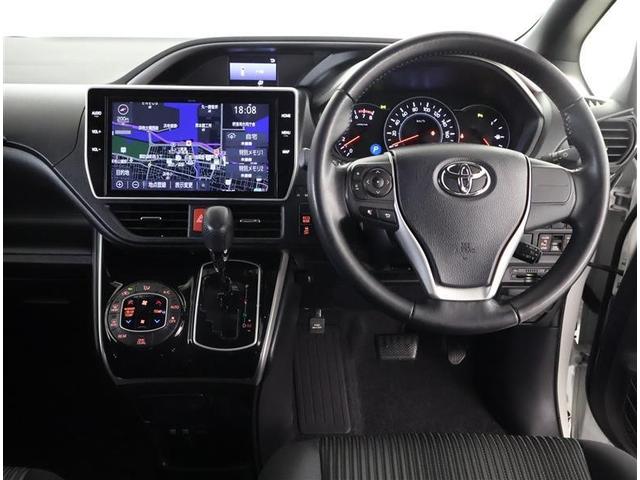 ヴォクシー ＺＳ　煌ＩＩ　フルセグ　メモリーナビ　ＤＶＤ再生　後席モニター　バックカメラ　衝突被害軽減システム　ＥＴＣ　ドラレコ　両側電動スライド　ＬＥＤヘッドランプ　乗車定員７人　３列シート　ワンオーナー　フルエアロ（4枚目）