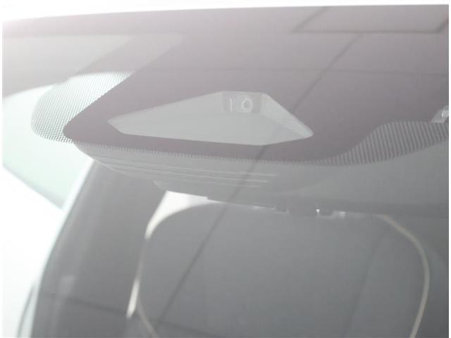 クラウンクロスオーバー Ｇアドバンスド　４ＷＤ　フルセグ　バックカメラ　衝突被害軽減システム　ＥＴＣ　ドラレコ　ＬＥＤヘッドランプ　ワンオーナー（9枚目）