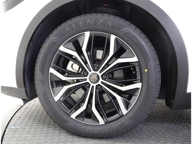 クラウンクロスオーバー Ｇアドバンスド　４ＷＤ　フルセグ　バックカメラ　衝突被害軽減システム　ＥＴＣ　ドラレコ　ＬＥＤヘッドランプ　ワンオーナー（17枚目）