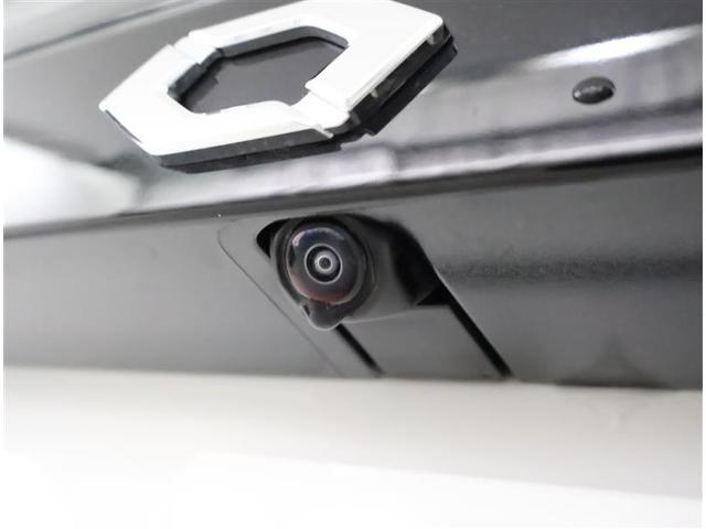 ヴォクシー ハイブリッドＳ－Ｚ　フルセグ　メモリーナビ　ＤＶＤ再生　バックカメラ　衝突被害軽減システム　ＥＴＣ　両側電動スライド　ＬＥＤヘッドランプ　乗車定員７人　３列シート　ワンオーナー（8枚目）