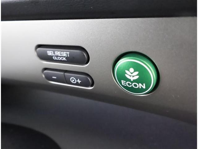 �Ïl���ɗD�ꂽ���K��ԂƐÂ��ȑ���������B����ɂd�u���[�h�ł̓��[�^�[�݂̂ł̑��s�ŃG���W������U�������������Ȃ����肪�y���߂܂��B