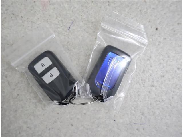 ヴェゼル ハイブリッドＺ　フルセグ　メモリーナビ　バックカメラ　衝突被害軽減システム　ＥＴＣ　ＬＥＤヘッドランプ（20枚目）