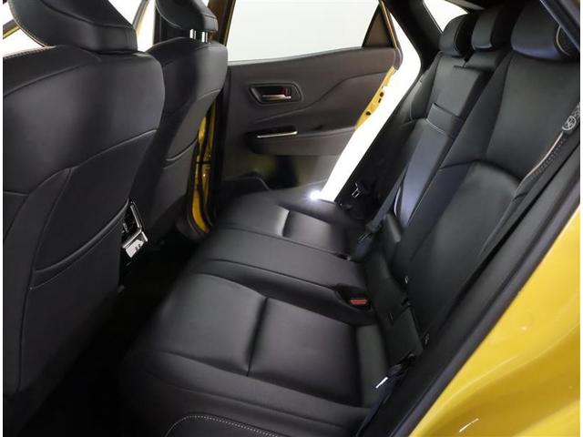 クラウンスポーツ Ｚ　革シート　４ＷＤ　フルセグ　メモリーナビ　バックカメラ　衝突被害軽減システム　ＥＴＣ　ドラレコ　ＬＥＤヘッドランプ　ワンオーナー　フルエアロ（12枚目）