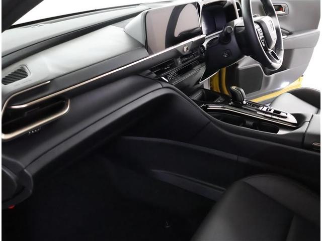 クラウンスポーツ Ｚ　革シート　４ＷＤ　フルセグ　メモリーナビ　バックカメラ　衝突被害軽減システム　ＥＴＣ　ドラレコ　ＬＥＤヘッドランプ　ワンオーナー　フルエアロ（31枚目）