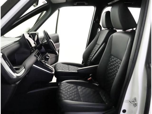 ヴォクシー ハイブリッドＳ－Ｚ　フルセグ　メモリーナビ　ＤＶＤ再生　後席モニター　バックカメラ　衝突被害軽減システム　ＥＴＣ　両側電動スライド　ＬＥＤヘッドランプ　乗車定員７人　３列シート（12枚目）