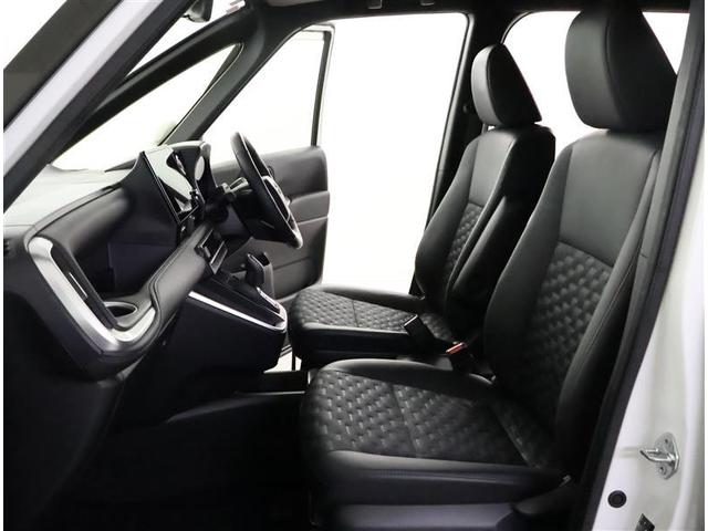 ヴォクシー ハイブリッドＳ－Ｚ　フルセグ　メモリーナビ　ＤＶＤ再生　バックカメラ　衝突被害軽減システム　ＥＴＣ　両側電動スライド　ＬＥＤヘッドランプ　乗車定員７人　３列シート　ワンオーナー（12枚目）