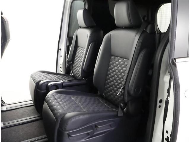 ヴォクシー ハイブリッドＳ－Ｚ　フルセグ　メモリーナビ　ＤＶＤ再生　バックカメラ　衝突被害軽減システム　ＥＴＣ　両側電動スライド　ＬＥＤヘッドランプ　乗車定員７人　３列シート　ワンオーナー（13枚目）