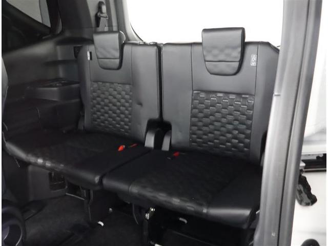 ヴォクシー ハイブリッドＳ－Ｚ　フルセグ　メモリーナビ　ＤＶＤ再生　バックカメラ　衝突被害軽減システム　ＥＴＣ　両側電動スライド　ＬＥＤヘッドランプ　乗車定員７人　３列シート　ワンオーナー（14枚目）