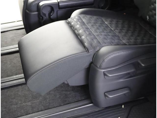 ヴォクシー ハイブリッドＳ－Ｚ　フルセグ　メモリーナビ　ＤＶＤ再生　バックカメラ　衝突被害軽減システム　ＥＴＣ　両側電動スライド　ＬＥＤヘッドランプ　乗車定員７人　３列シート　ワンオーナー（16枚目）