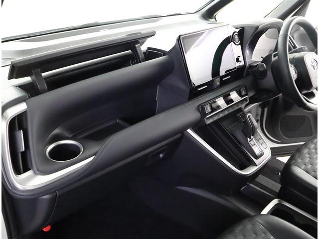 ヴォクシー ハイブリッドＳ－Ｚ　フルセグ　メモリーナビ　ＤＶＤ再生　バックカメラ　衝突被害軽減システム　ＥＴＣ　両側電動スライド　ＬＥＤヘッドランプ　乗車定員７人　３列シート　ワンオーナー（32枚目）