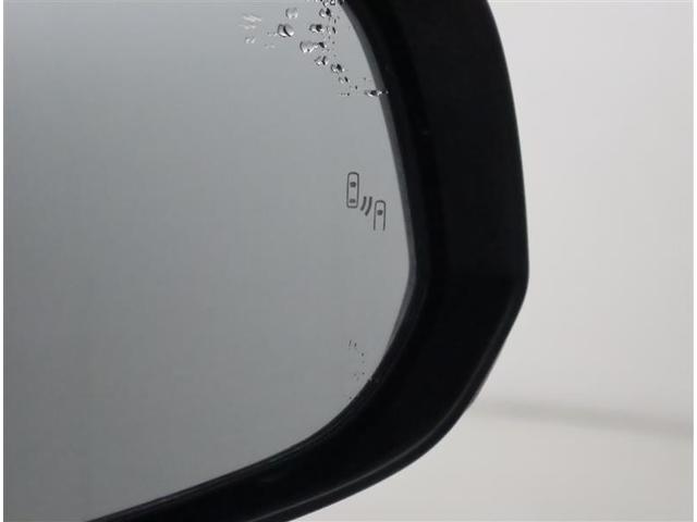 ヴォクシー ハイブリッドＳ－Ｚ　フルセグ　メモリーナビ　ＤＶＤ再生　バックカメラ　衝突被害軽減システム　ＥＴＣ　両側電動スライド　ＬＥＤヘッドランプ　乗車定員７人　３列シート　ワンオーナー（33枚目）