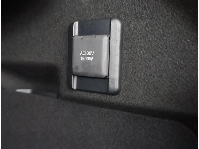 クラウンクロスオーバー Ｇ　４ＷＤ　フルセグ　バックカメラ　衝突被害軽減システム　ＥＴＣ　ドラレコ　ＬＥＤヘッドランプ　ワンオーナー（15枚目）