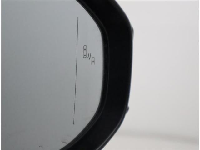 クラウンクロスオーバー Ｇ　４ＷＤ　フルセグ　バックカメラ　衝突被害軽減システム　ＥＴＣ　ドラレコ　ＬＥＤヘッドランプ　ワンオーナー（30枚目）