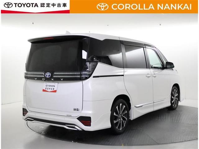 ヴォクシー ハイブリッドＳ－Ｚ　フルセグ　メモリーナビ　ＤＶＤ再生　バックカメラ　衝突被害軽減システム　ＥＴＣ　両側電動スライド　ＬＥＤヘッドランプ　乗車定員７人　３列シート　フルエアロ（3枚目）