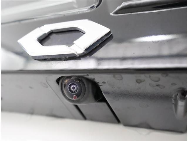 ヴォクシー ハイブリッドＳ－Ｚ　フルセグ　メモリーナビ　ＤＶＤ再生　バックカメラ　衝突被害軽減システム　ＥＴＣ　両側電動スライド　ＬＥＤヘッドランプ　乗車定員７人　３列シート　フルエアロ（8枚目）