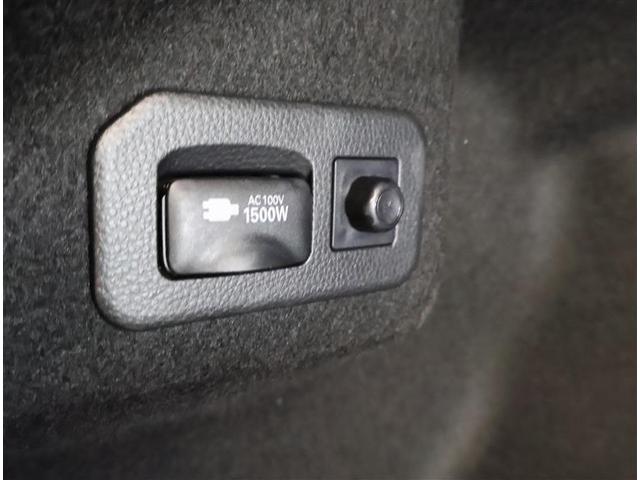 カローラツーリング ハイブリッド　ダブルバイビー　フルセグ　メモリーナビ　バックカメラ　衝突被害軽減システム　ＥＴＣ　ドラレコ　ＬＥＤヘッドランプ　ワンオーナー　フルエアロ（15枚目）