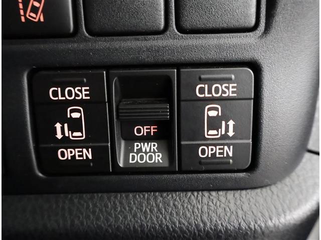 ヴォクシー ZS 煌III フルセグ メモリーナビ DVD再生 バックカメラ 衝突被害軽減システム ETC 両側電動スライド LEDヘッドランプ ウオークスルー 乗車定員7人 3列シート フルエアロ アイドリングストップ(11枚目)