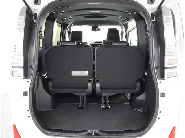 ヴォクシー ZS 煌III フルセグ メモリーナビ DVD再生 バックカメラ 衝突被害軽減システム ETC 両側電動スライド LEDヘッドランプ ウオークスルー 乗車定員7人 3列シート フルエアロ アイドリングストップ(15枚目)