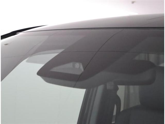 ヴォクシー Ｓ－Ｚ　フルセグ　メモリーナビ　ＤＶＤ再生　後席モニター　バックカメラ　衝突被害軽減システム　ＥＴＣ　両側電動スライド　ＬＥＤヘッドランプ　乗車定員７人　３列シート　ワンオーナー（7枚目）