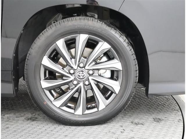 ヴォクシー Ｓ－Ｚ　フルセグ　メモリーナビ　ＤＶＤ再生　後席モニター　バックカメラ　衝突被害軽減システム　ＥＴＣ　両側電動スライド　ＬＥＤヘッドランプ　乗車定員７人　３列シート　ワンオーナー（19枚目）