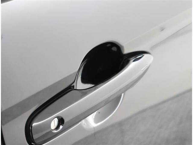 ヴォクシー Ｓ－Ｚ　フルセグ　メモリーナビ　ＤＶＤ再生　後席モニター　バックカメラ　衝突被害軽減システム　ＥＴＣ　両側電動スライド　ＬＥＤヘッドランプ　乗車定員７人　３列シート　ワンオーナー（28枚目）