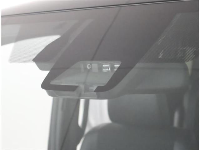 ノア ハイブリッドSi ダブルバイビーIII フルセグ メモリーナビ DVD再生 後席モニター バックカメラ 衝突被害軽減システム ETC 両側電動スライド LEDヘッドランプ 乗車定員7人 3列シート ワンオーナー フルエアロ(7枚目)