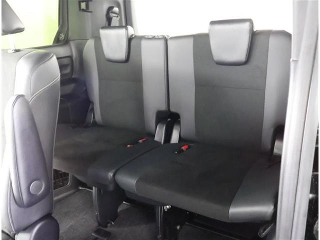 ノア ハイブリッドSi ダブルバイビーIII フルセグ メモリーナビ DVD再生 後席モニター バックカメラ 衝突被害軽減システム ETC 両側電動スライド LEDヘッドランプ 乗車定員7人 3列シート ワンオーナー フルエアロ(14枚目)