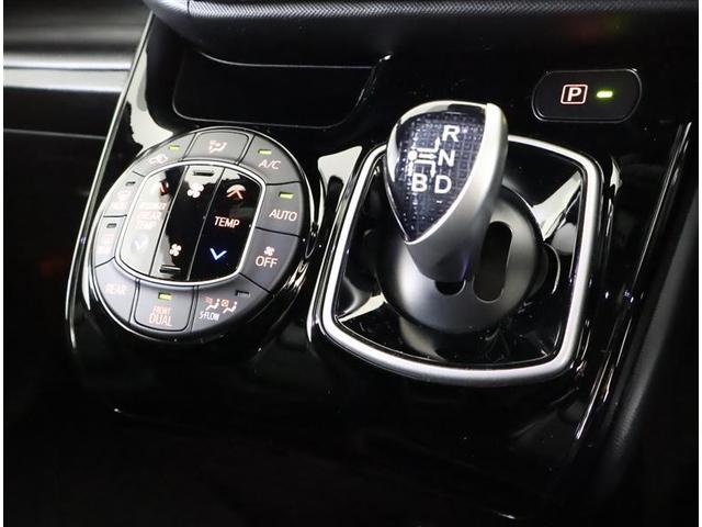 ノア ハイブリッドSi ダブルバイビーIII フルセグ メモリーナビ DVD再生 後席モニター バックカメラ 衝突被害軽減システム ETC 両側電動スライド LEDヘッドランプ 乗車定員7人 3列シート ワンオーナー フルエアロ(23枚目)