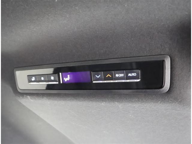 ヴォクシー ハイブリッドＳ－Ｚ　フルセグ　メモリーナビ　ＤＶＤ再生　バックカメラ　衝突被害軽減システム　ＥＴＣ　両側電動スライド　ＬＥＤヘッドランプ　乗車定員７人　３列シート　ワンオーナー（21枚目）