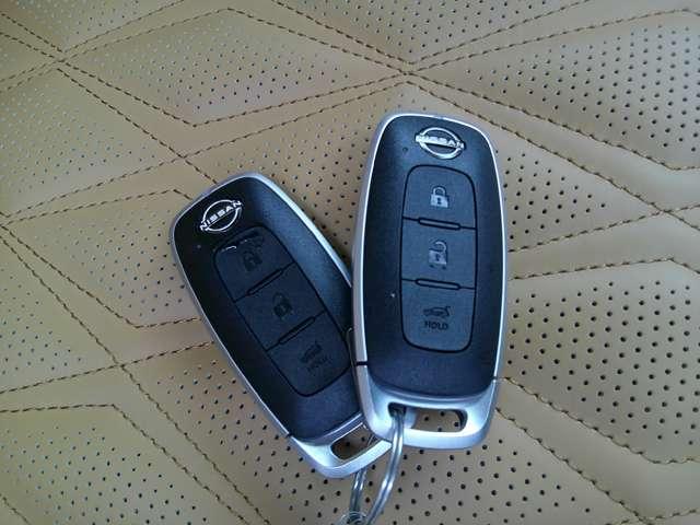 �C���e���W�F���g�L�[�@�h�A���b�N�̊J��G���W���X�^�[�g�̑�����{�^���ЂƂłn�j�Ȃ�ł��B���������ŁA���肪�ǂ����Ă��鎞���L�[���|�P�b�g�ɓ���Ă���΃{�^����Ńh�A���b�N���J�o���܂���I