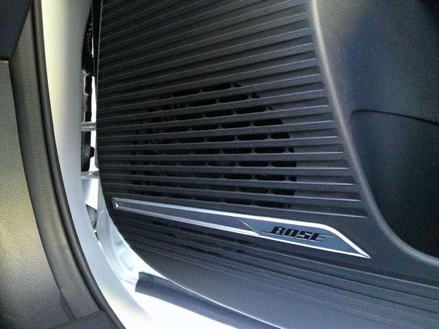 オーラ 1.2 G レザーエディション BOSE プロパイロット 衝突被害軽減装置 プロパイロット アラウンドビューモニター 本革 車線逸脱警報装置 禁煙車 LEDヘッドライト ドライブレコーダー ETC インテリジェントキー メモリーナビゲーション アルミホイール(7枚目)