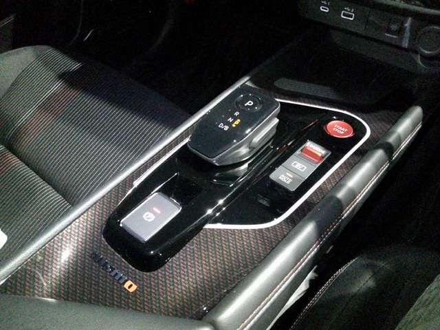 オーラ NISMO チューンド e-POWER 4WD プロパイ ナビTV アラウンドビューモニター ドラレコ インテリジェントキー 4WD ETC LEDヘッドライト 禁煙 シート&ハンドルヒーター プロパイロット(16枚目)