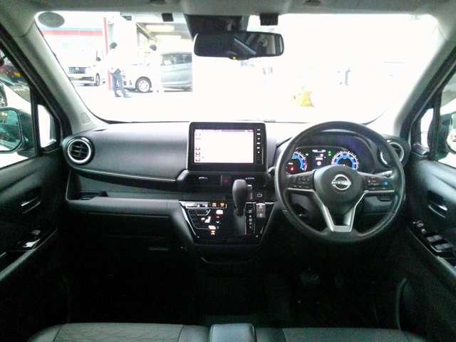 デイズ 660 ハイウェイスターGターボ アーバンCプロパイロット 元展示・試乗車 踏み間違い防止 ドラレコ プロパイロット 車線逸脱防止機能 禁煙車 インテリジェントキー LEDライト アルミホイール オートエアコン ETC メモリーナビ(4枚目)